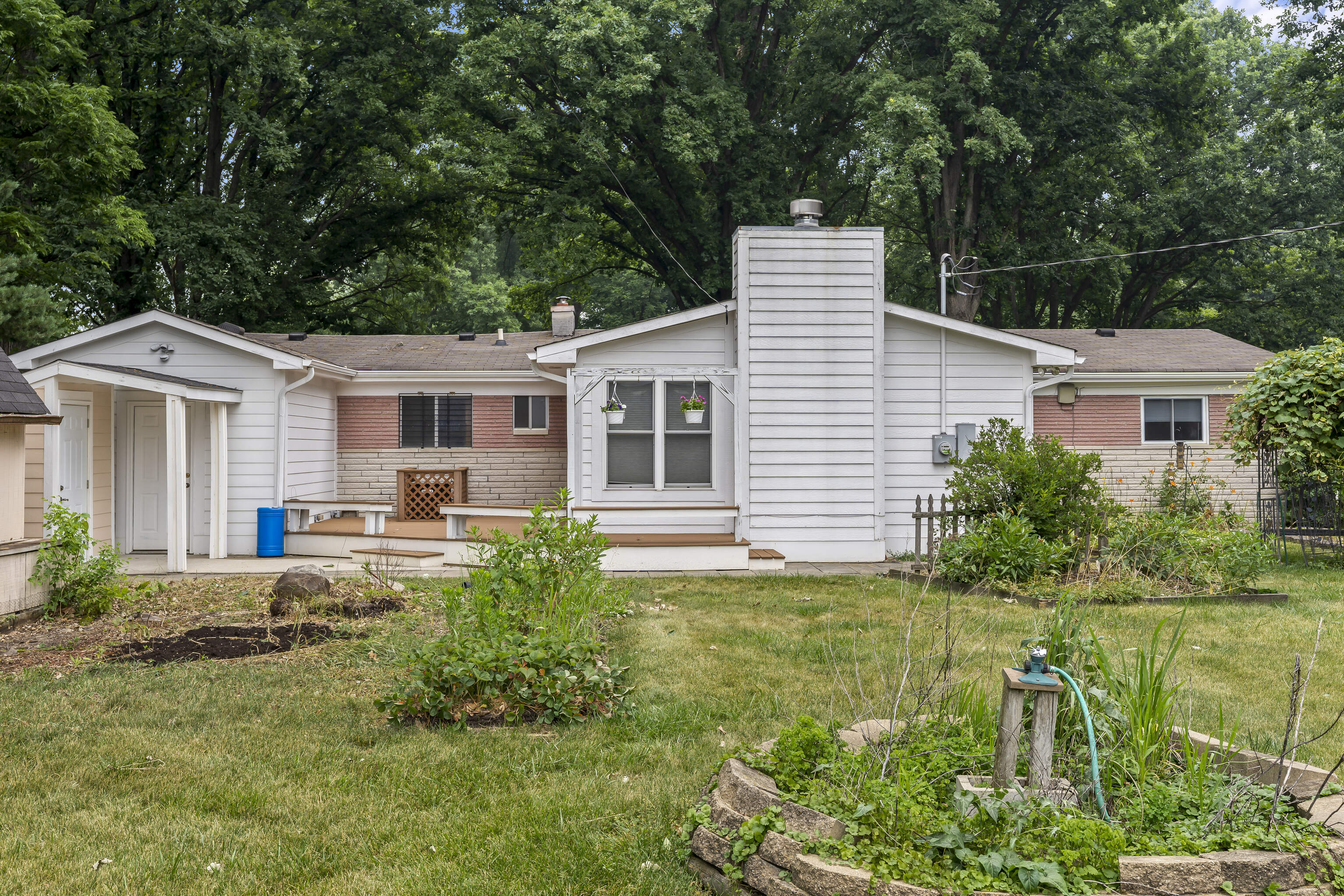 4536 Melbourne Road Indianapolis, IN 46228 - Photo 5 of 46 Gallery Image 5