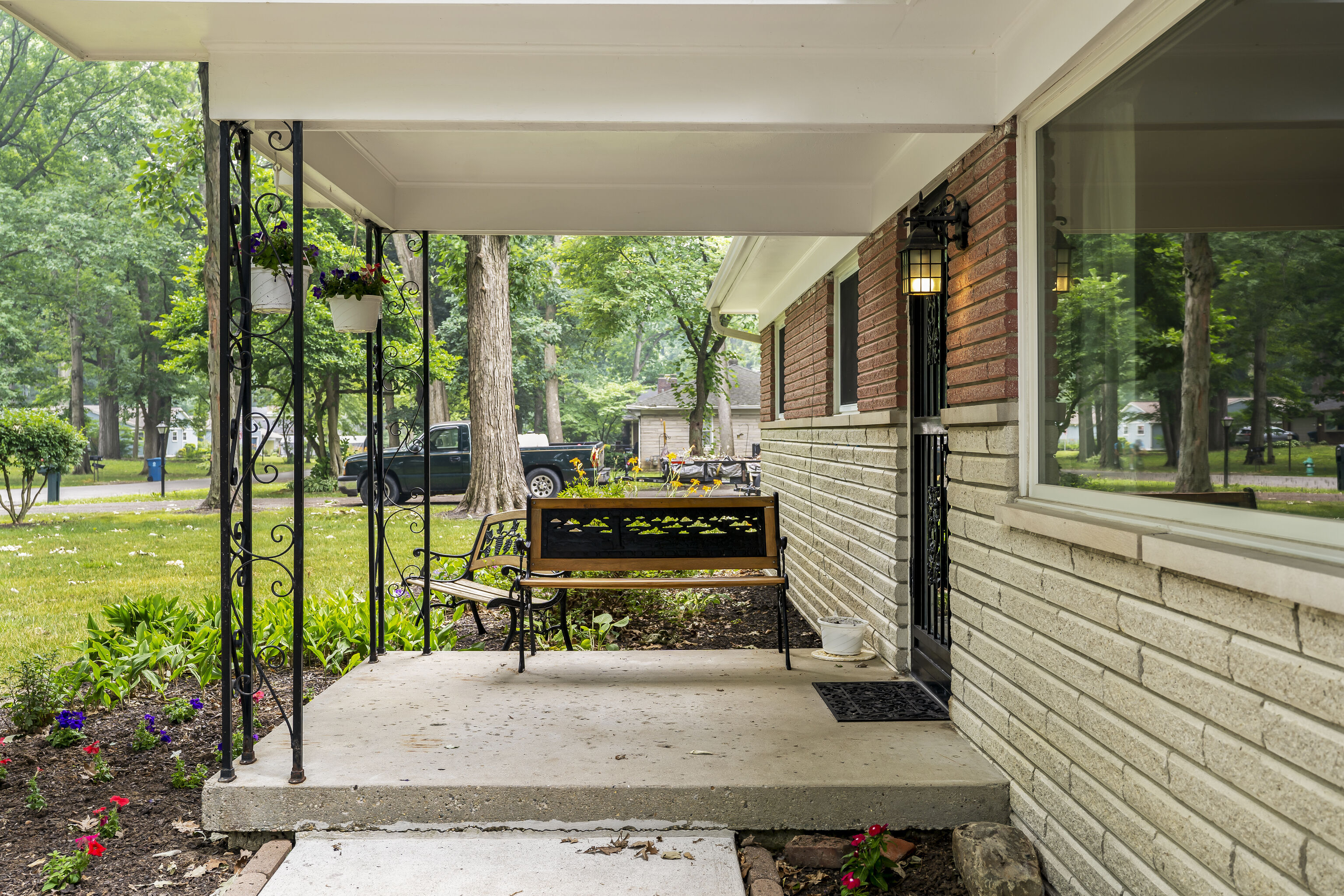 4536 Melbourne Road Indianapolis, IN 46228 - Photo 8 of 46 Gallery Image 8