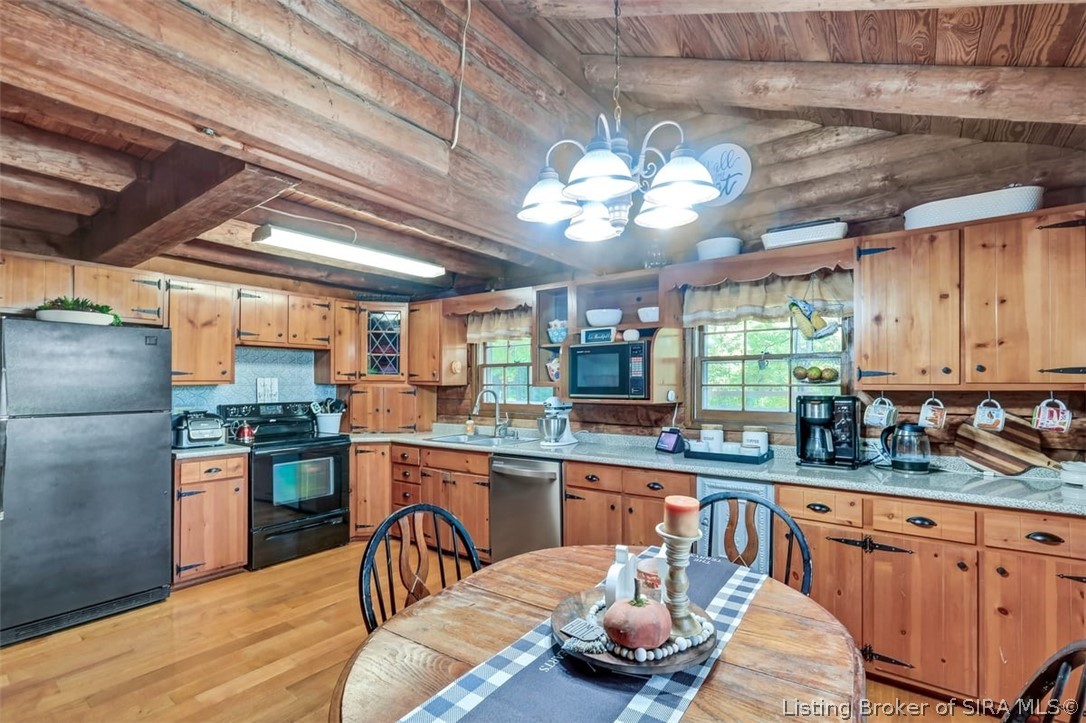 4500 Hooptown Road Southeast Laconia, IN 47135 - Photo 9 of 64 Gallery Image 9