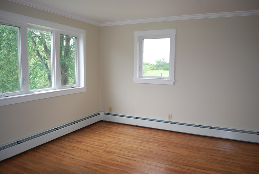 154 Moffitt Road Plattsburgh, NY 12901 - Photo 9 of 28 Gallery Image 9