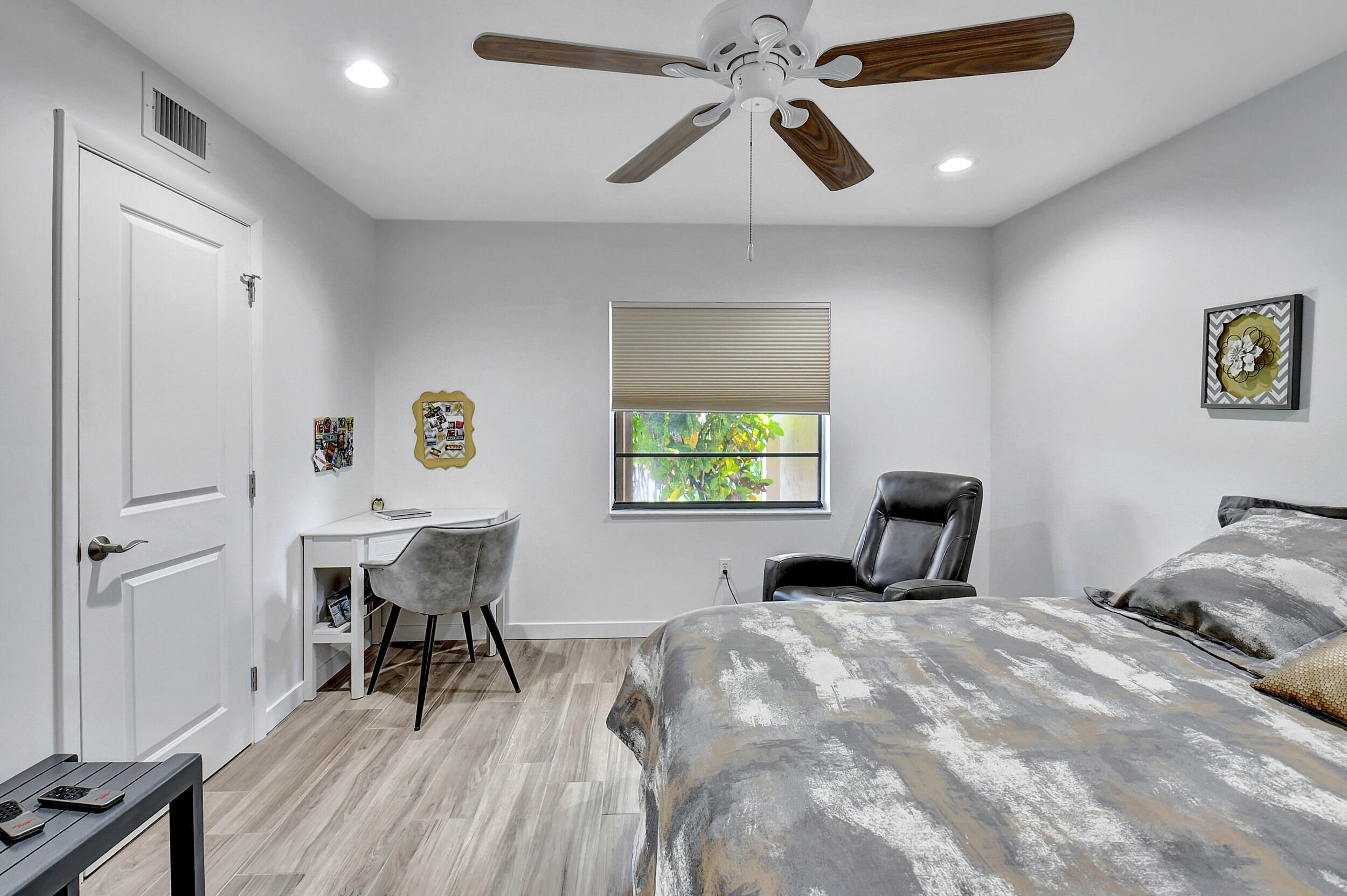 21214 Lago Circle, Unit G Boca Raton, FL 33433 - Photo 31 of 59 DSC_9137