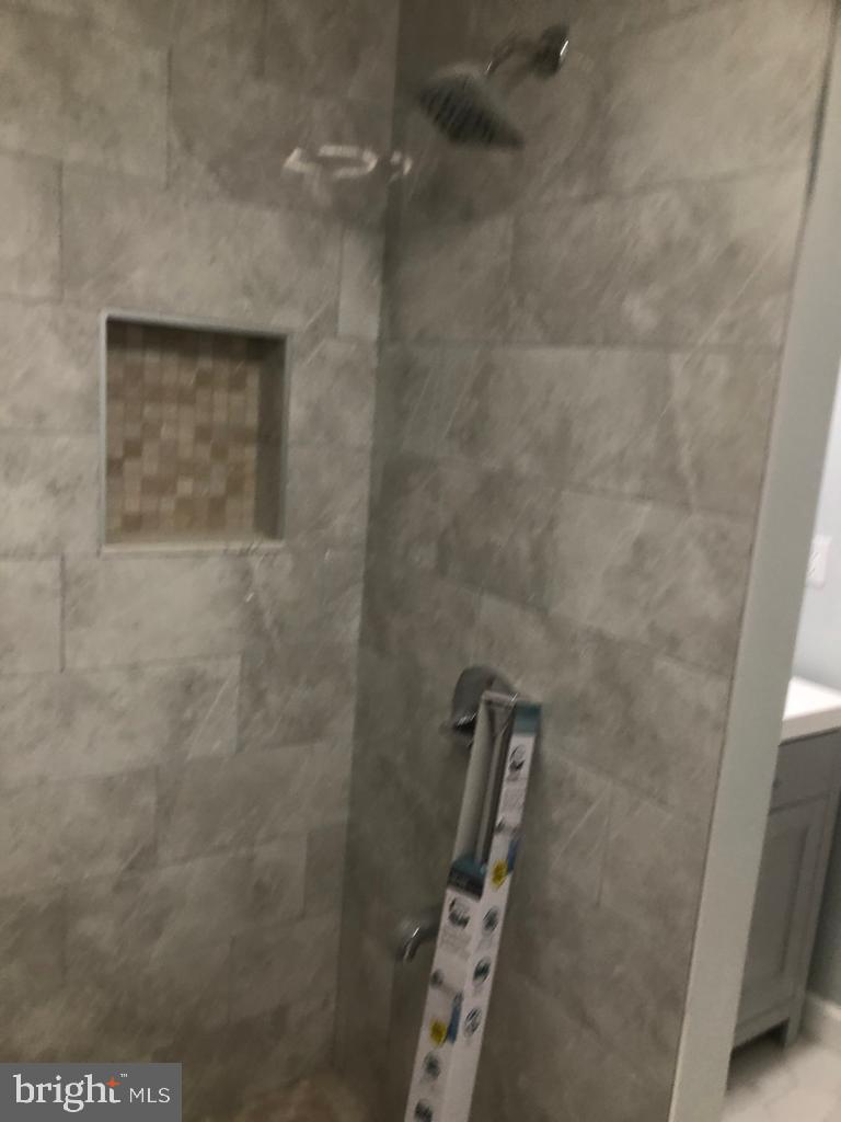 3250 Broad Hamilton, NJ 08610 - Photo 12 of 43 a bathroom with a shower