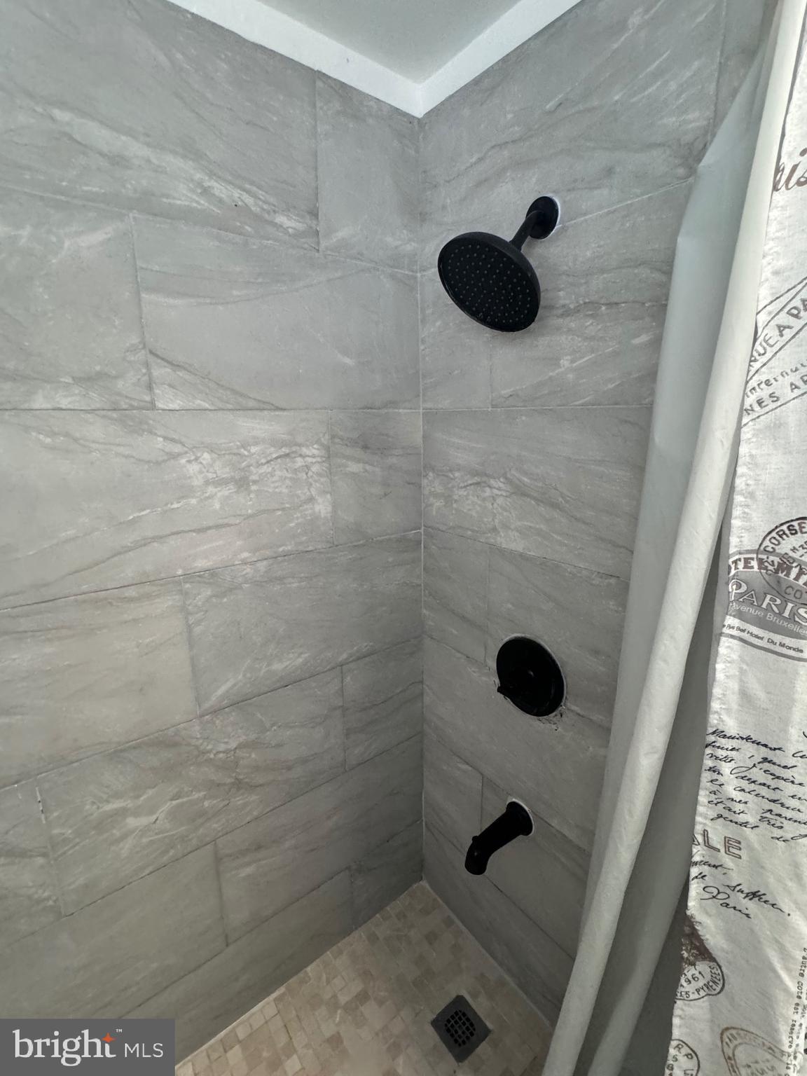 3250 Broad Hamilton, NJ 08610 - Photo 36 of 43 a bathroom with a shower