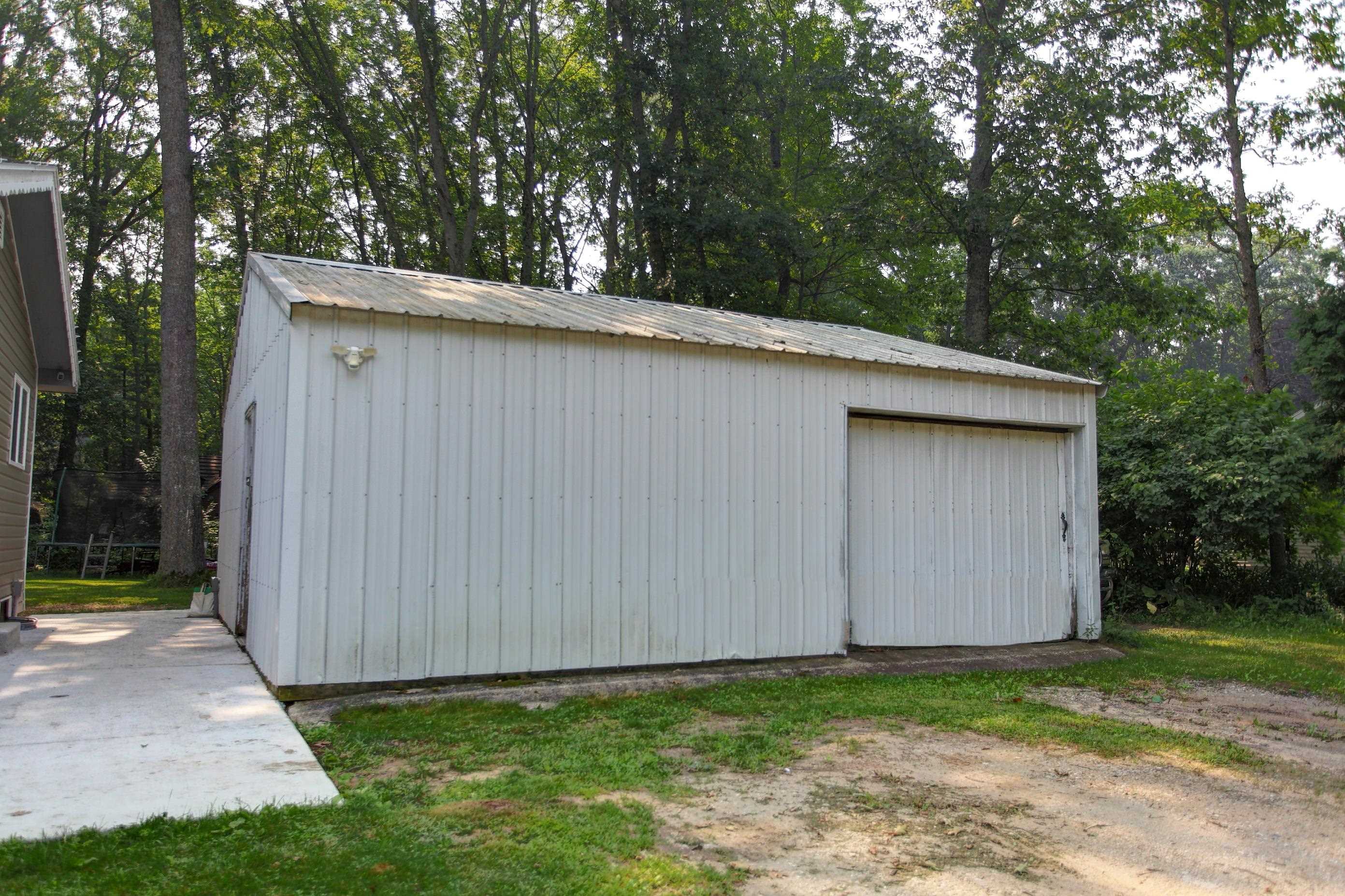 7143 Karlin Road Interlochen, MI 49643 - Photo 12 of 12 1937150-83b75803-682a-4b44-a9f0-f3cb68ec7935.JPG