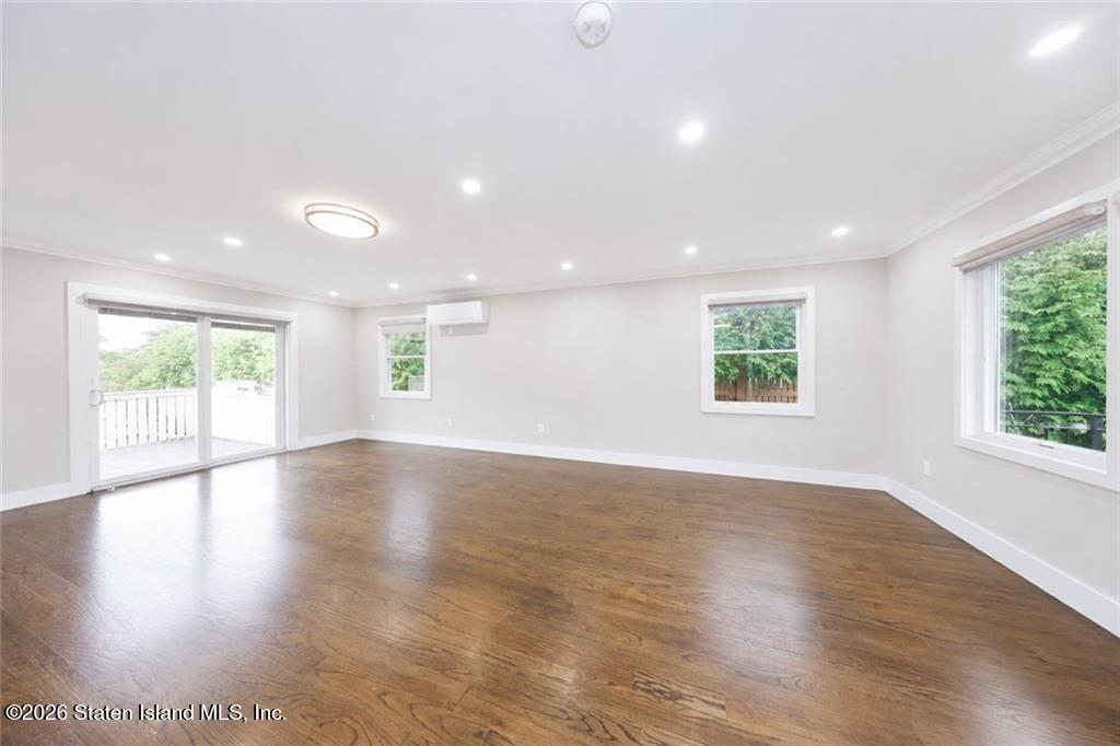 41 Ridge Avenue Staten Island, NY 10304 - Photo 13 of 45 GetMedia (12)