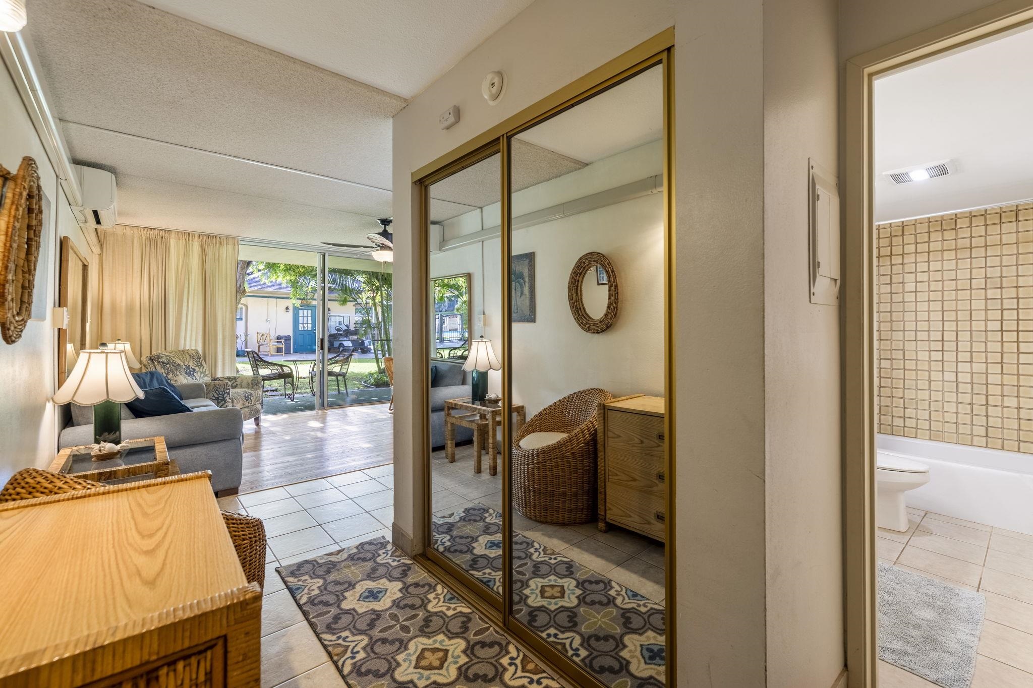 2495 South Kihei Road, Unit 120 Kihei, HI 96753 - Photo 20 of 40 a very nice looking room with a large window