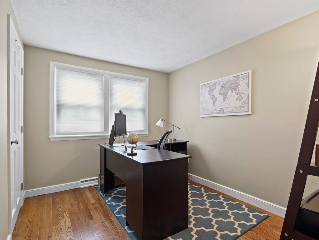 984 Webster Street Needham, MA 02492 - Photo 13 of 18 Gallery Image 13