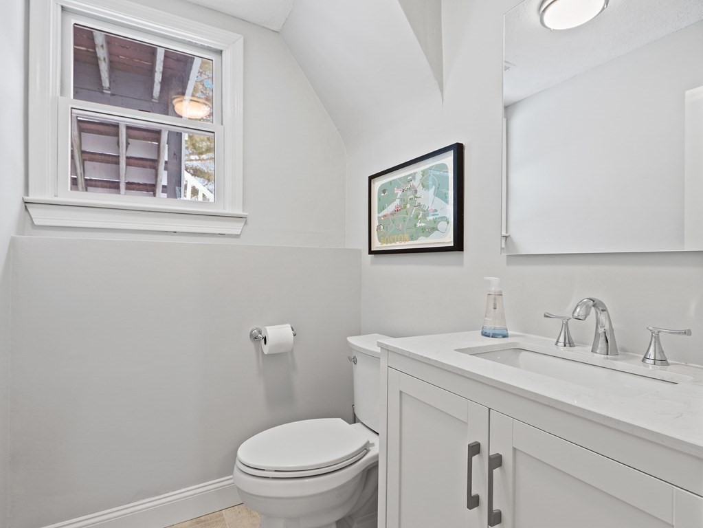 984 Webster Street Needham, MA 02492 - Photo 16 of 18 Gallery Image 16