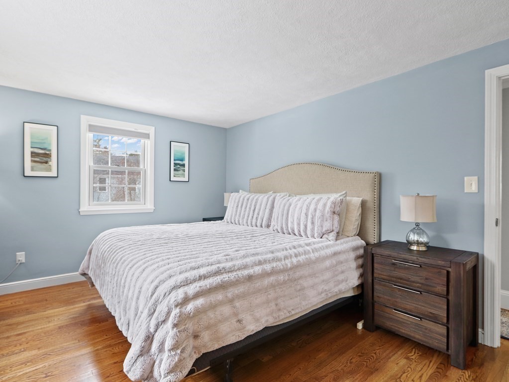 984 Webster Street Needham, MA 02492 - Photo 8 of 18 Gallery Image 8