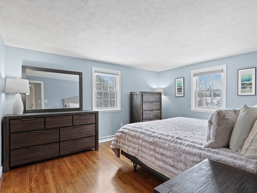 984 Webster Street Needham, MA 02492 - Photo 9 of 18 Gallery Image 9