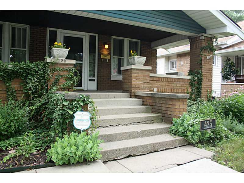 425 Poplar Road Indianapolis, IN 46219 - Photo 2 of 24 Gallery Image 2
