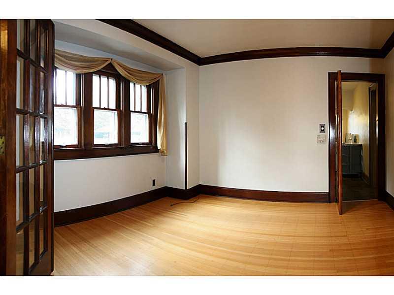 425 Poplar Road Indianapolis, IN 46219 - Photo 7 of 24 Gallery Image 7