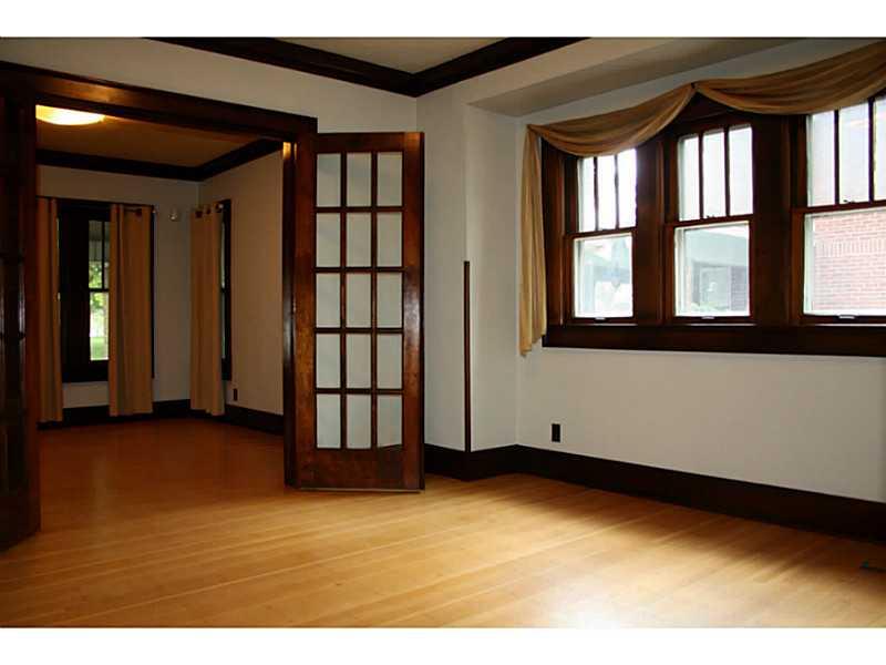 425 Poplar Road Indianapolis, IN 46219 - Photo 8 of 24 Gallery Image 8