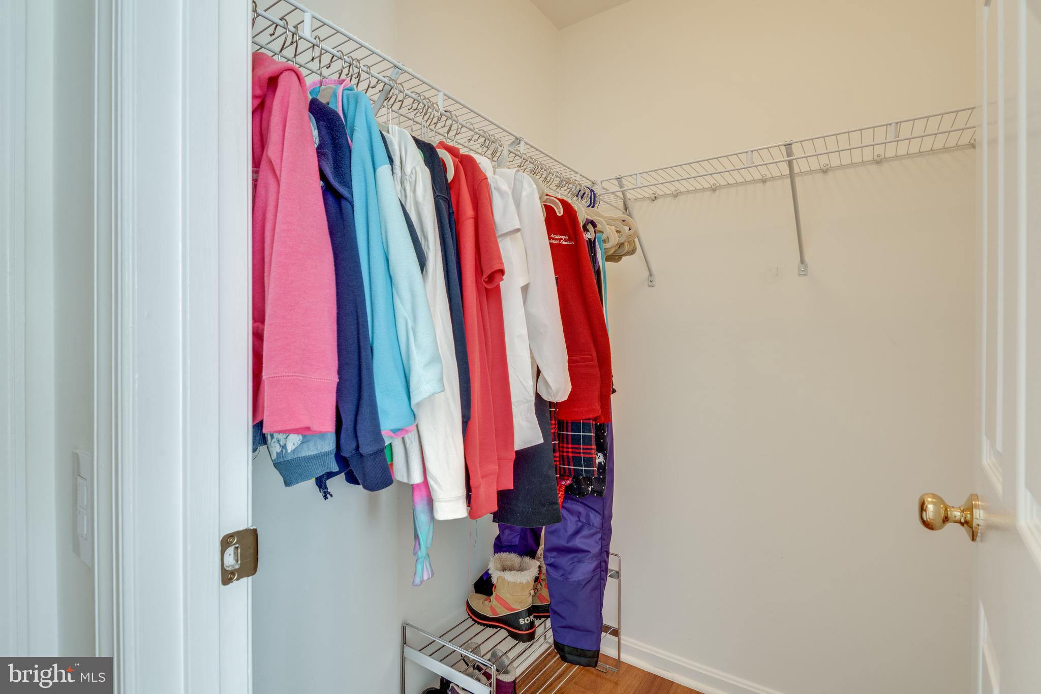 12368 Brown Fox Way Reston, VA 20191 - Photo 38 of 67 Upper-Level Bedroom #3 Walk-In Closet