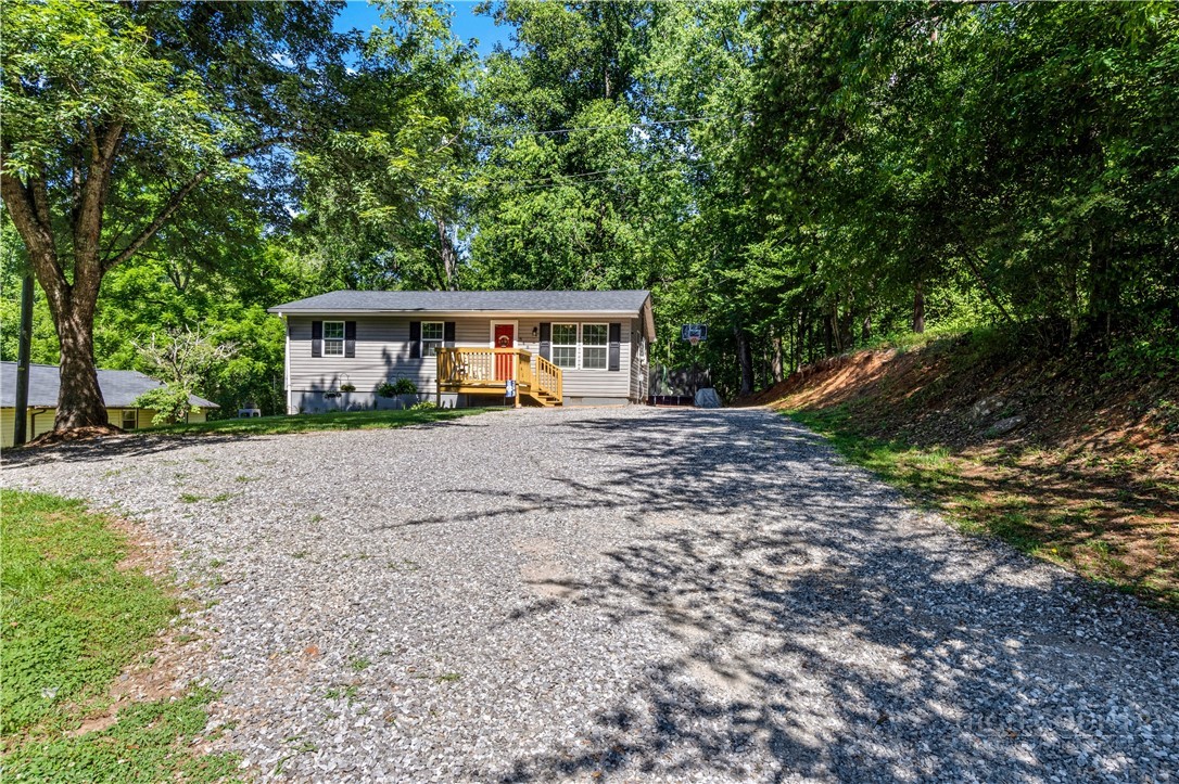 848 Huffman River Lane Purlear, NC 28665 - Photo 3 of 27