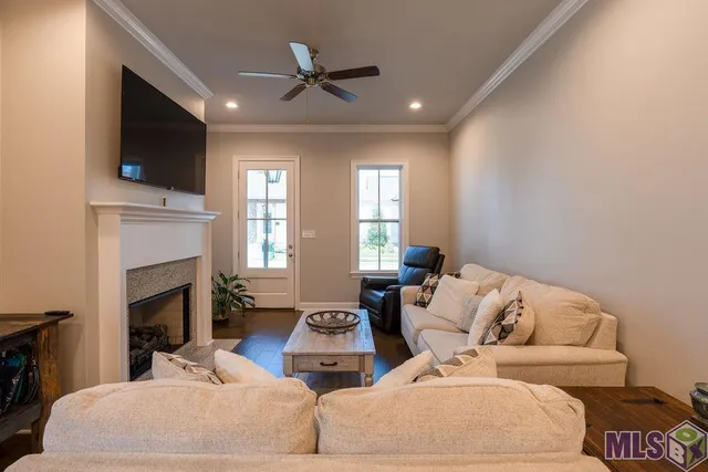 $330,000 | 172 Royal Oak Blvd., Thibodaux, LA 70301