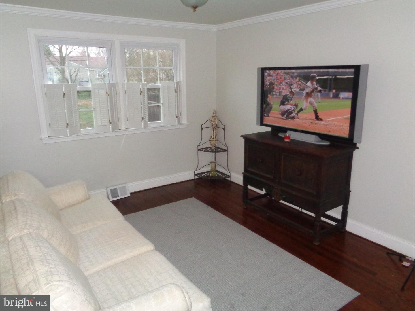 217 Crestview Road Hatboro, PA 19040 - Photo 5 of 22 Gallery Image 5