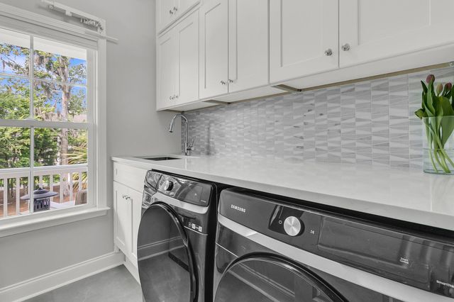 $1,300,000 | 3224 Hatchway Drive, Mount Pleasant, SC 29466