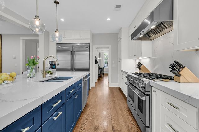 $1,300,000 | 3224 Hatchway Drive, Mount Pleasant, SC 29466