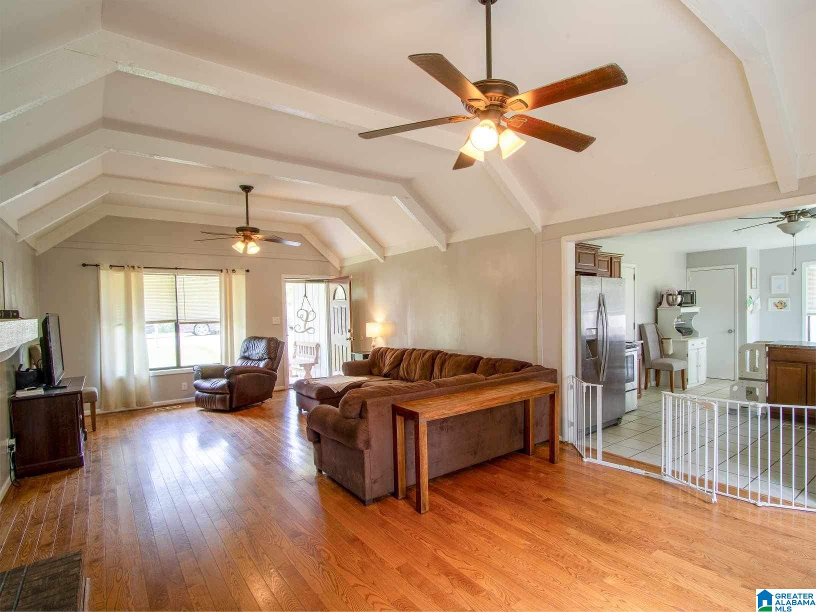 733 10th Way Pleasant Grove, AL 35127 - Photo 7 of 17