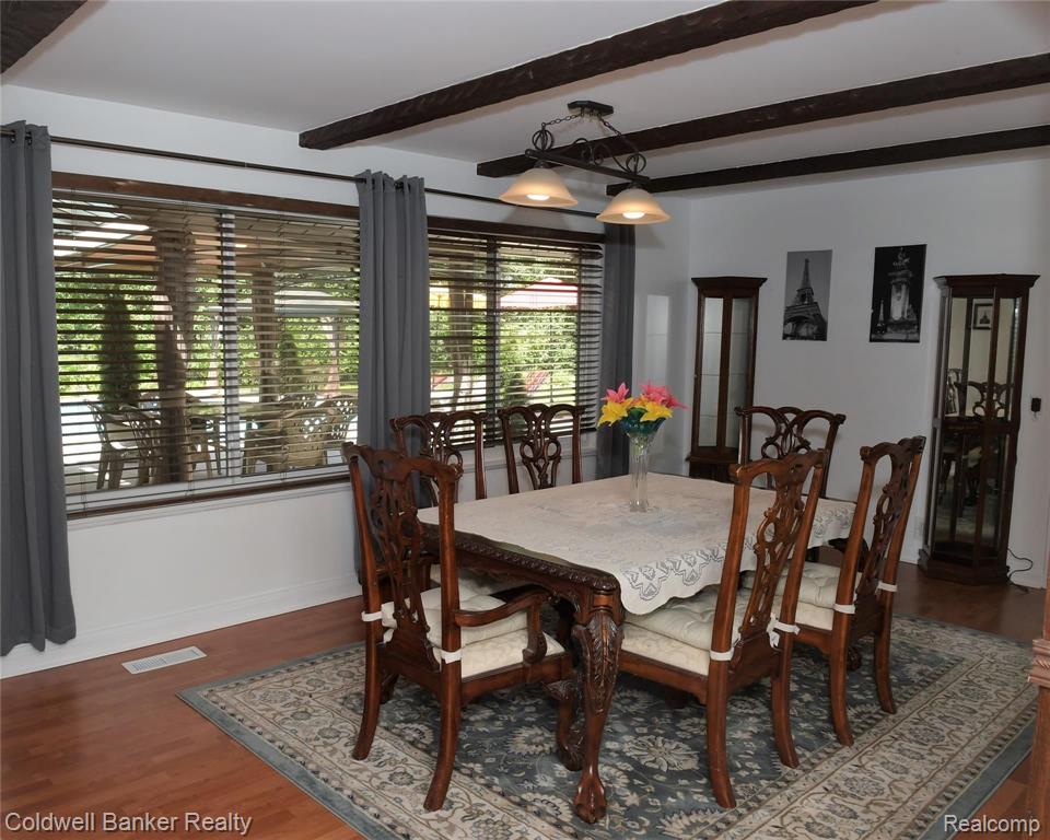 6040 Darramoor Road Bloomfield Hills, MI 48301 - Photo 40 of 47