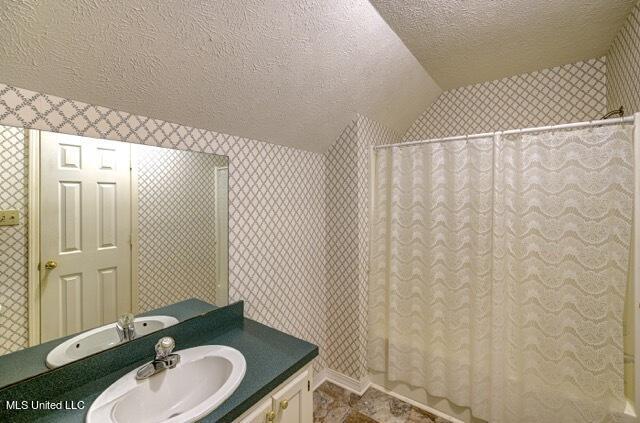 320 Burnt House Road Vicksburg, MS 39180 - Photo 63 of 64 Second Bathroom 3
