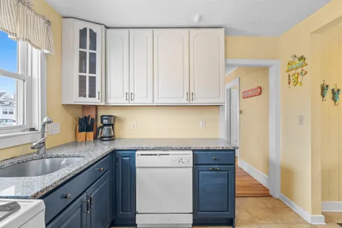 $539,000 | 22 1/2 I Street, Hampton, NH 03842