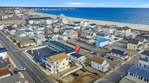 $539,000 | 22 1/2 I Street, Hampton, NH 03842