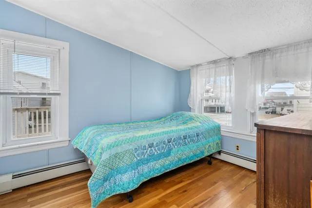 $539,000 | 22 1/2 I Street, Hampton, NH 03842