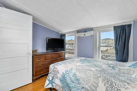 $539,000 | 22 1/2 I Street, Hampton, NH 03842