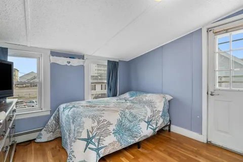 $539,000 | 22 1/2 I Street, Hampton, NH 03842