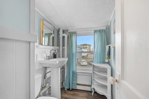 $539,000 | 22 1/2 I Street, Hampton, NH 03842