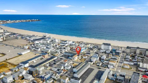 $539,000 | 22 1/2 I Street, Hampton, NH 03842