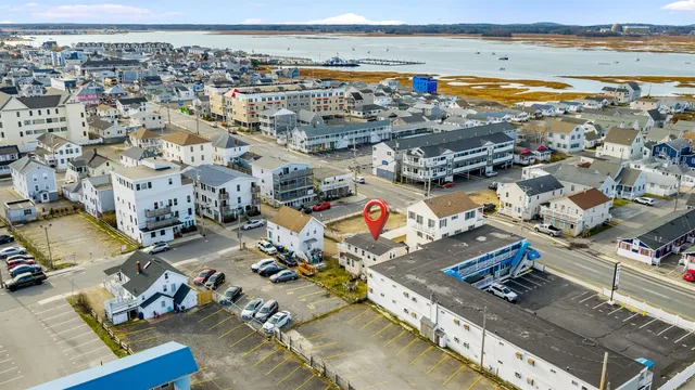 $539,000 | 22 1/2 I Street, Hampton, NH 03842