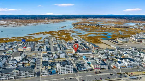 $539,000 | 22 1/2 I Street, Hampton, NH 03842