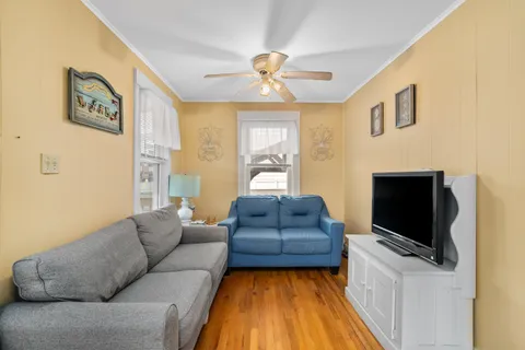 $539,000 | 22 1/2 I Street, Hampton, NH 03842