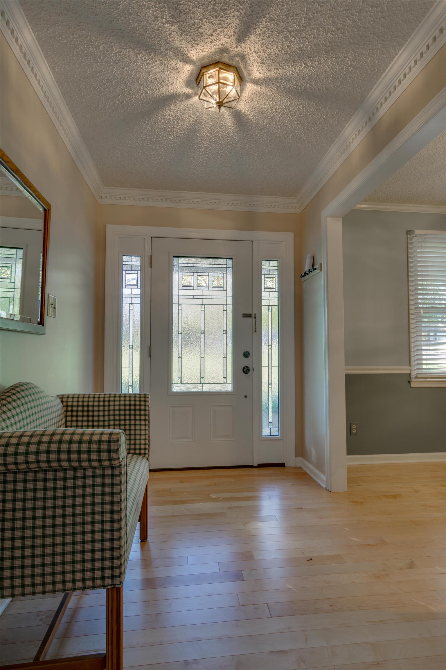 1444 Hardison Road, Unit 3 Columbia, TN 38401 - Photo 4 of 30 Foyer