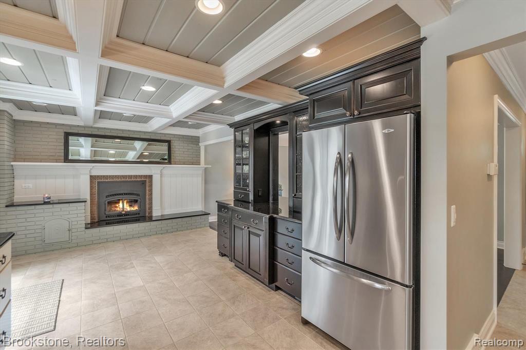 2515 Hickory Lawn Road Rochester Hills, MI 48307 - Photo 10 of 35
