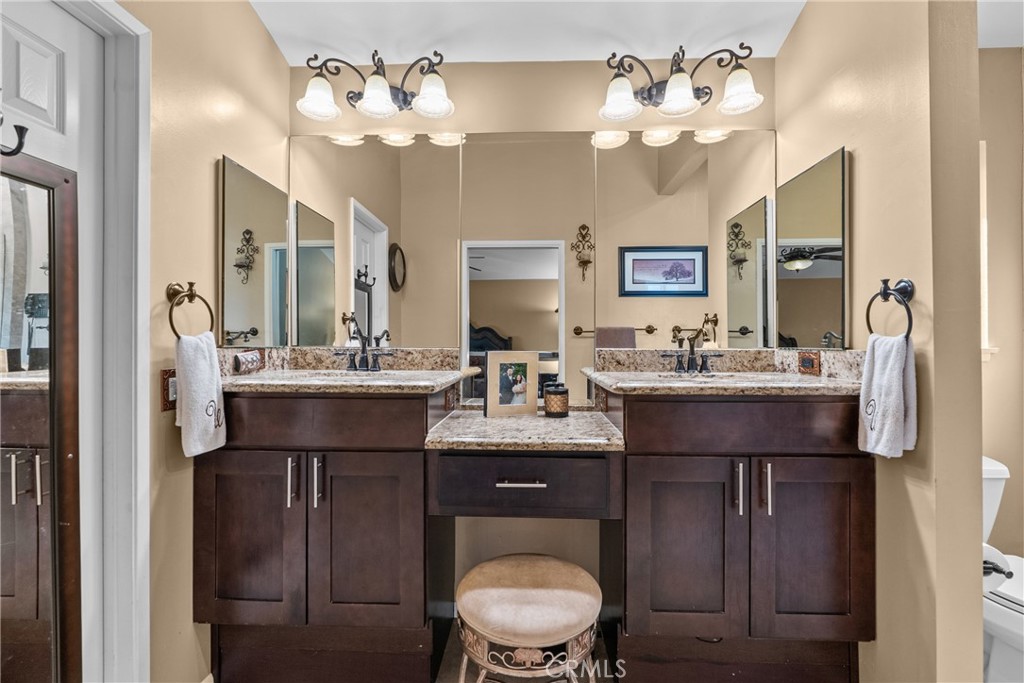 20344 Calhaven Drive Saugus, CA 91390 - Photo 45 of 70