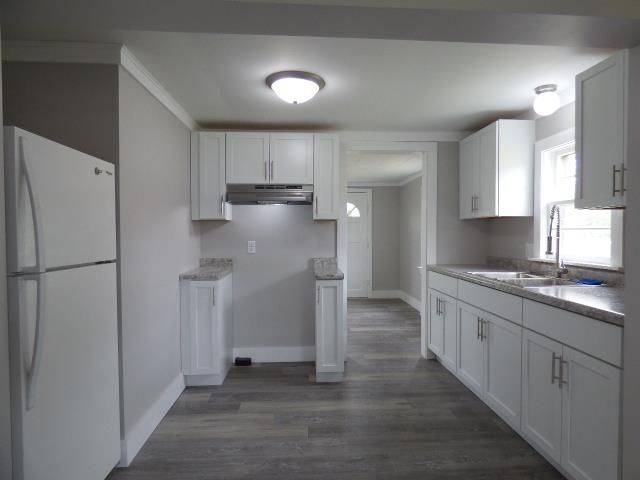 2448 W Forest Beloit, WI 53511 - Photo 9 of 21