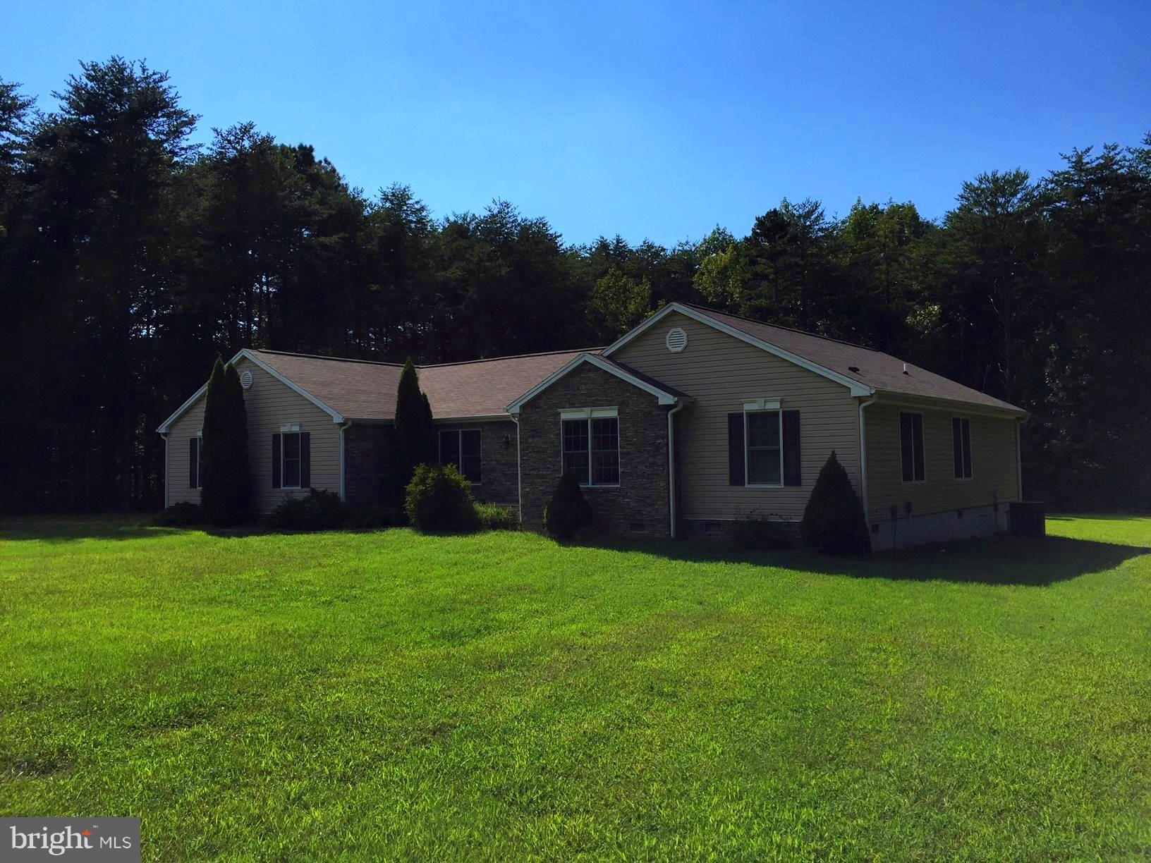 2761 Eastham Road Bumpass, VA 23024 - Photo 3 of 23 Exterior (Front)