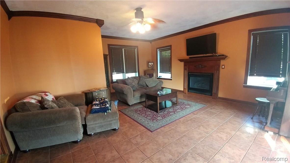 10035 Reid Road Swartz Creek, MI 48473 - Photo 32 of 63 0922171652e.jpg