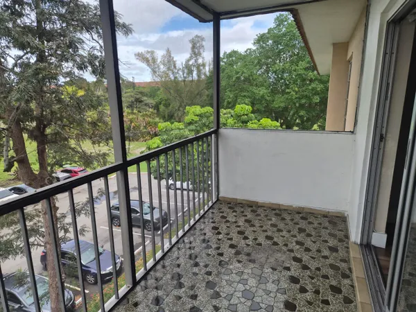 $1,850 | 4166 Inverrary Drive, Unit 403, Lauderhill, FL 33319
