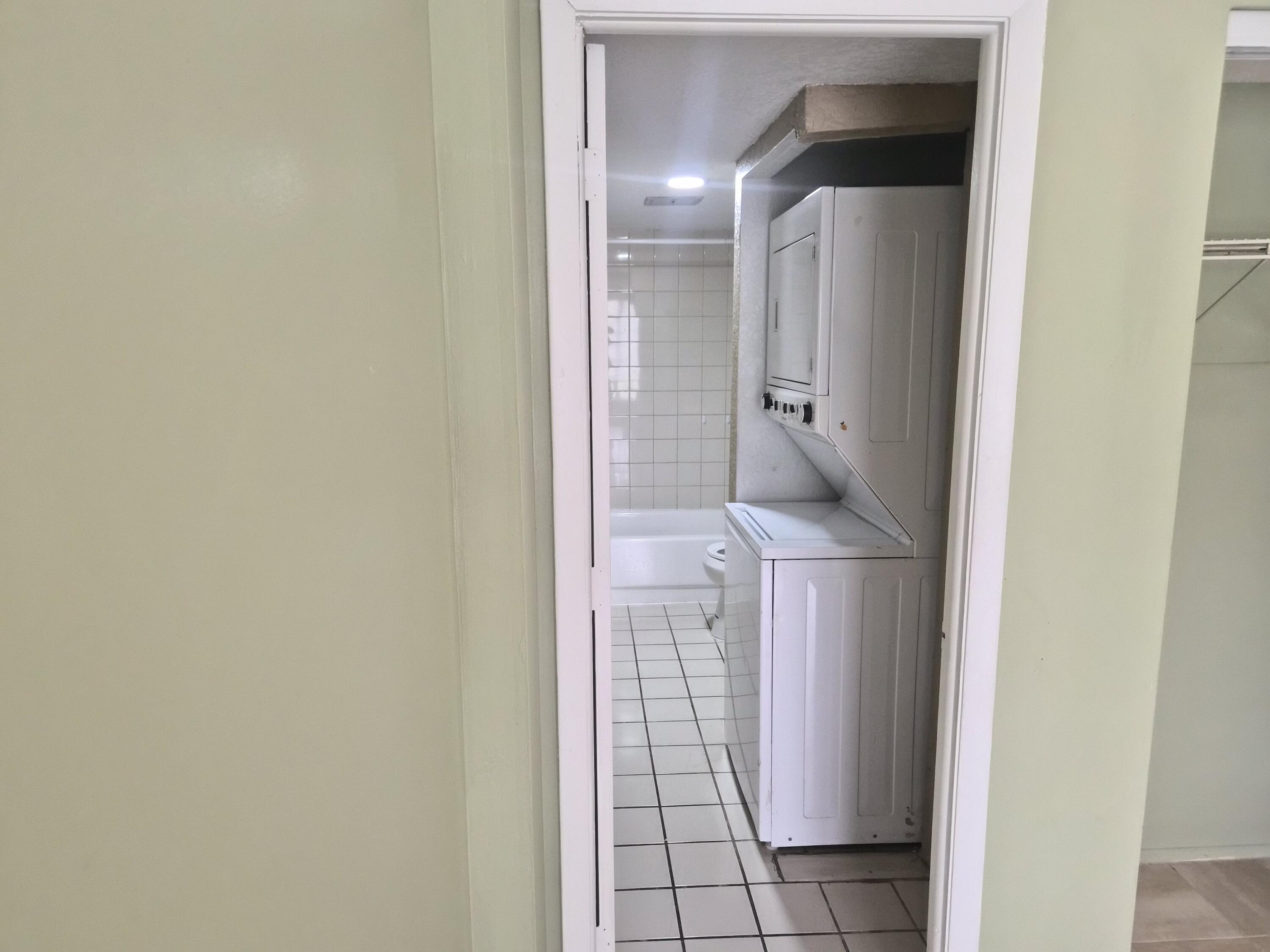 4166 Inverrary Drive, Unit 403 Lauderhill, FL 33319 - Photo 19 of 32 a bathroom with a shower