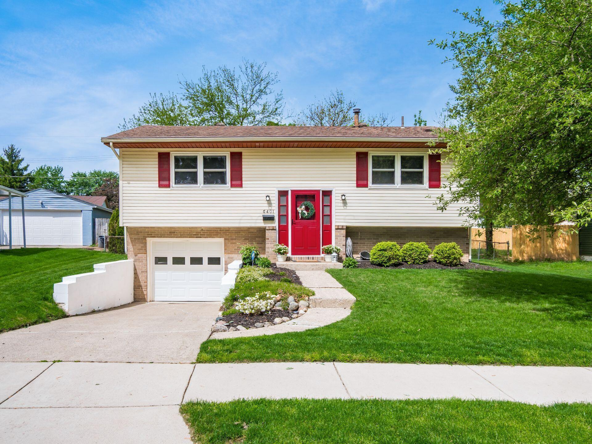 6401 Faircrest Road Columbus, OH 43229 - Photo 3 of 47 Gallery Image 3