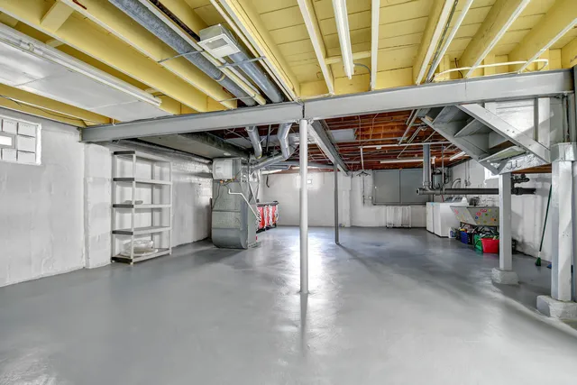 $224,873 | 9041 South East End Avenue, Chicago, IL 60617