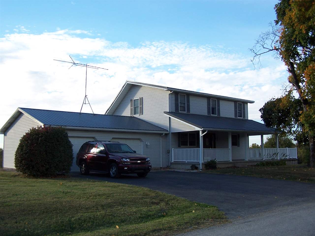 6267 Nixon Road Hazleton, IN 47640 - Photo 1 of 31 Gallery Image 1