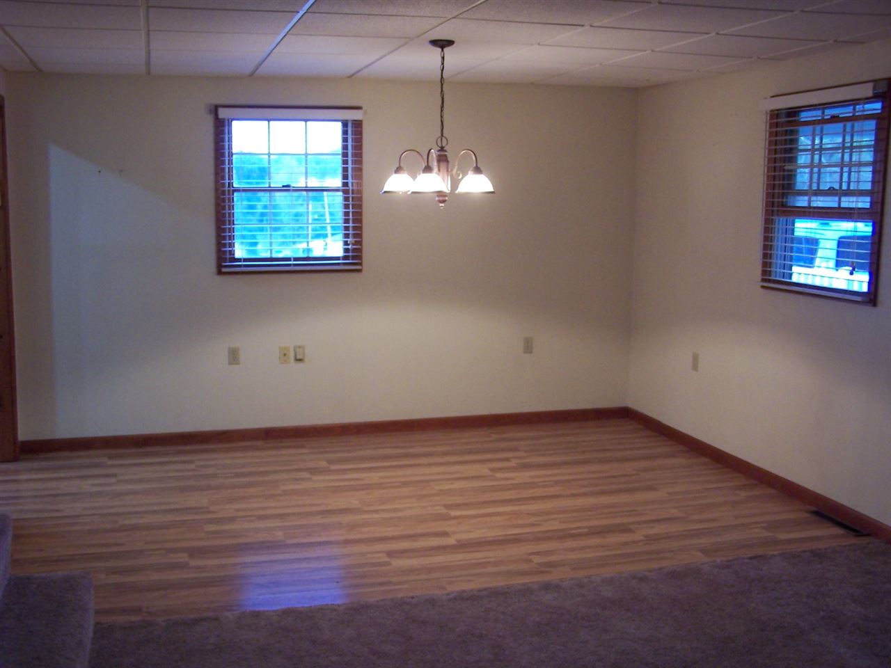 6267 Nixon Road Hazleton, IN 47640 - Photo 4 of 31 Gallery Image 4