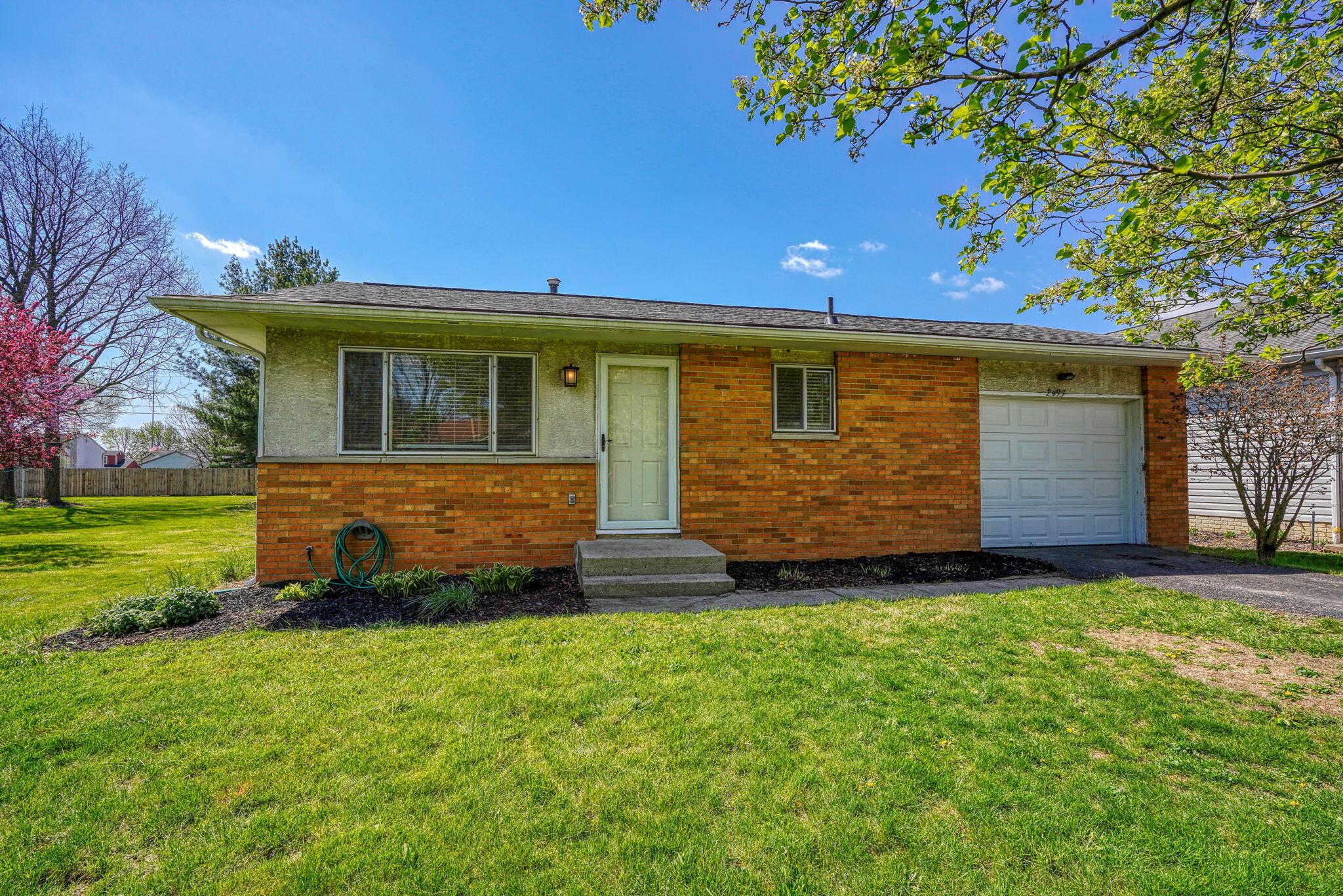 2493 East Howard Road Columbus, OH 43207 - Photo 37 of 39 2493 E Howard Rd (20)