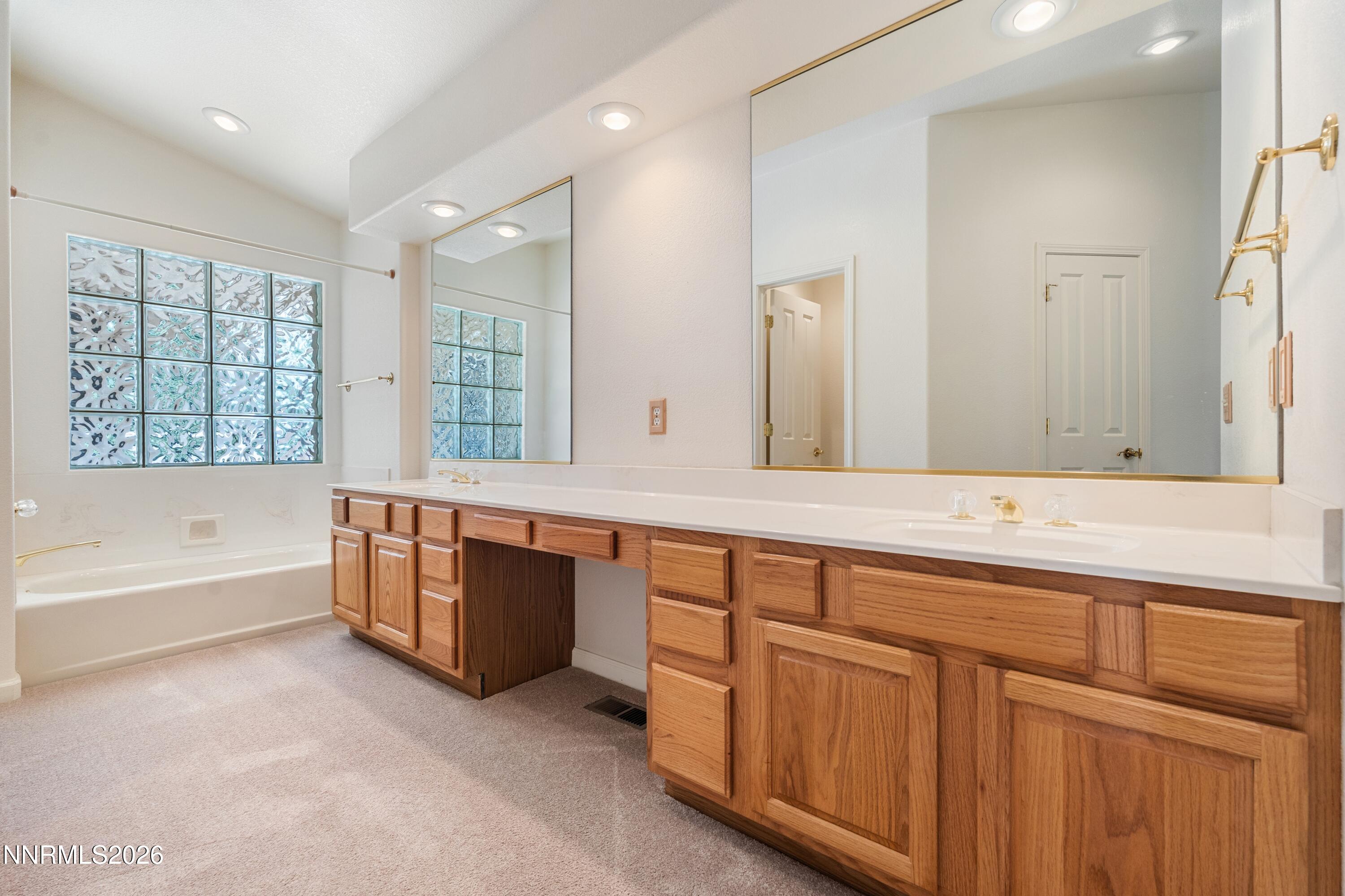 2520 Granite Springs Road Reno, NV 89519 - Photo 2 of 19 Master Bath